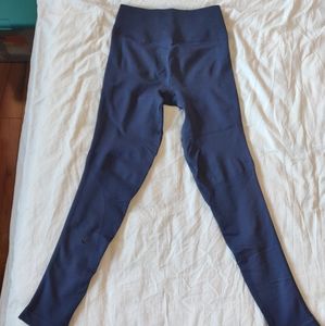 Lululemon tights